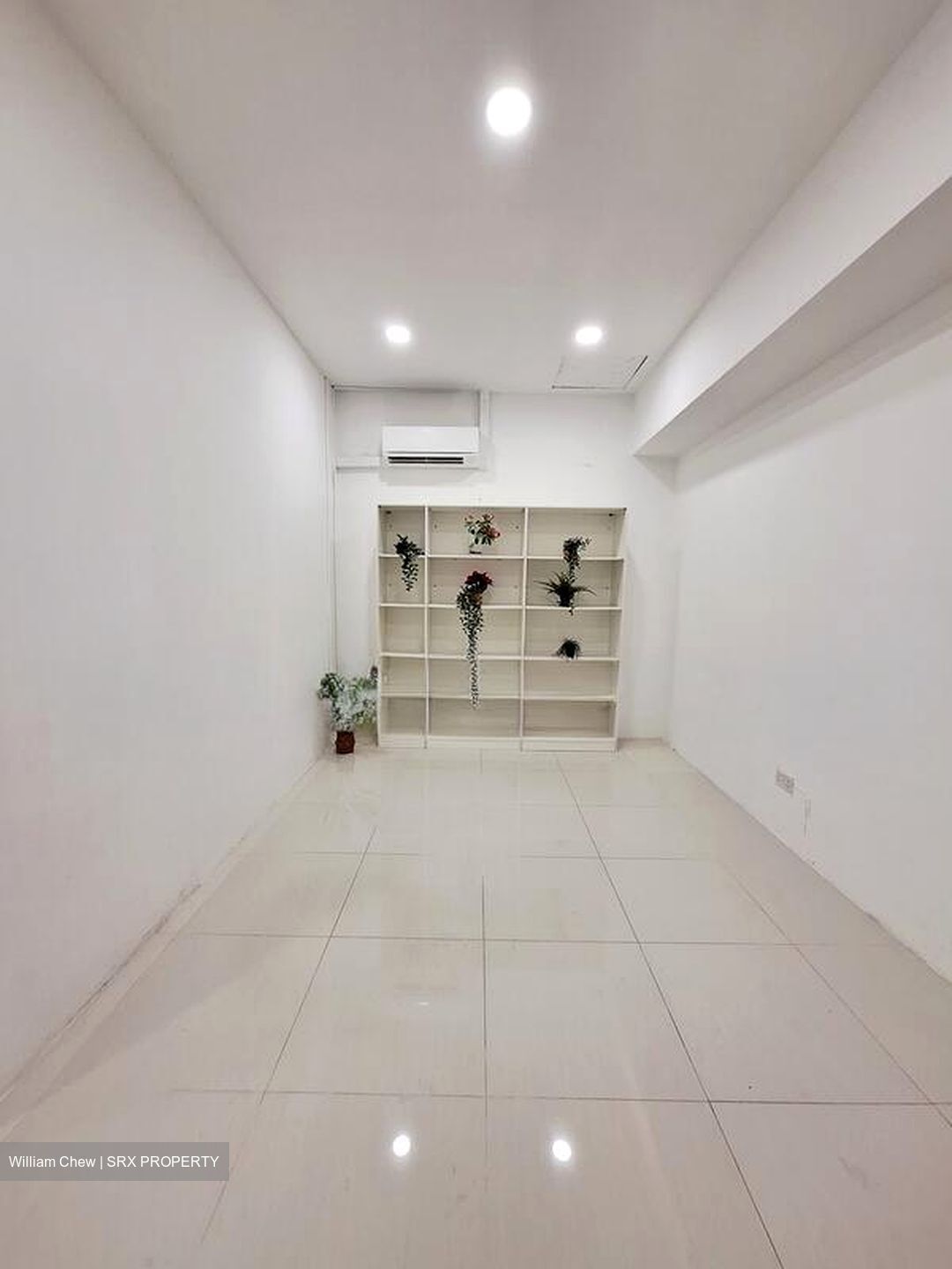 Geylang East Avenue 3 (D14), Office #520338851